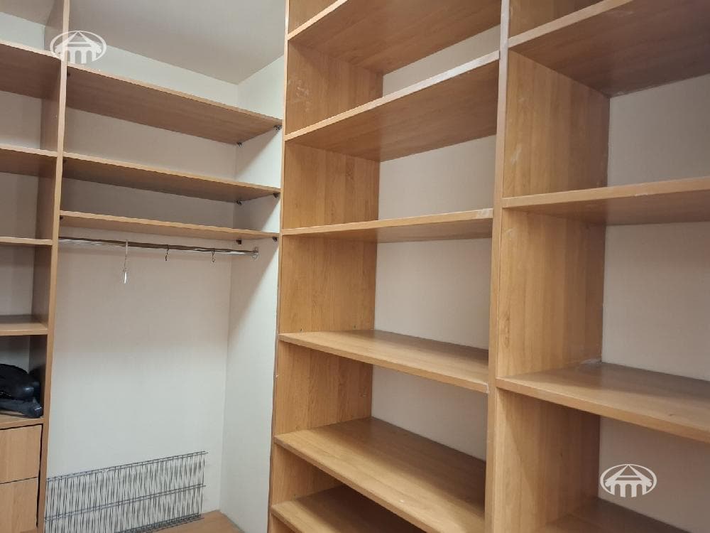 Квартира · 3 комн. · 131 м² · Арабкир