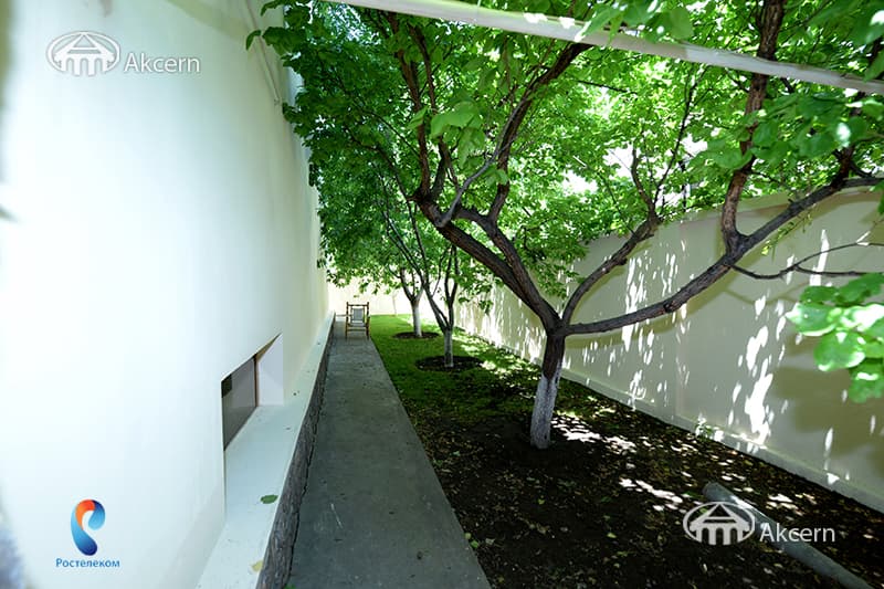 Mansion · 5 rooms · 586 m² · Avan — photo 32 / 34