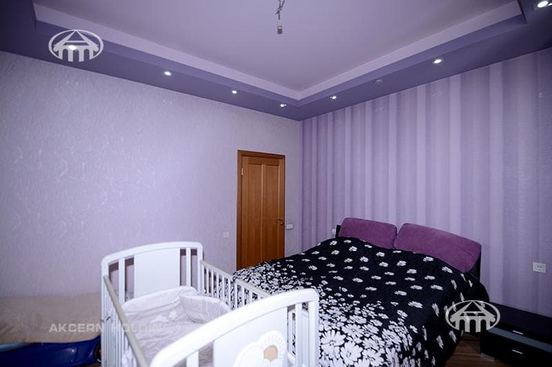 Квартира · 3 комн. · 100 м² · Арабкир