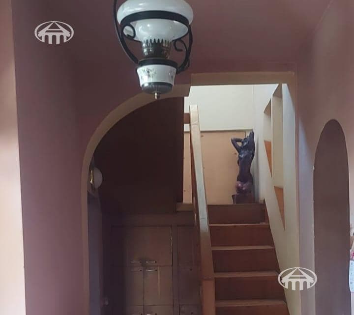 House · 4 rooms · 367 m² · Erebuni
