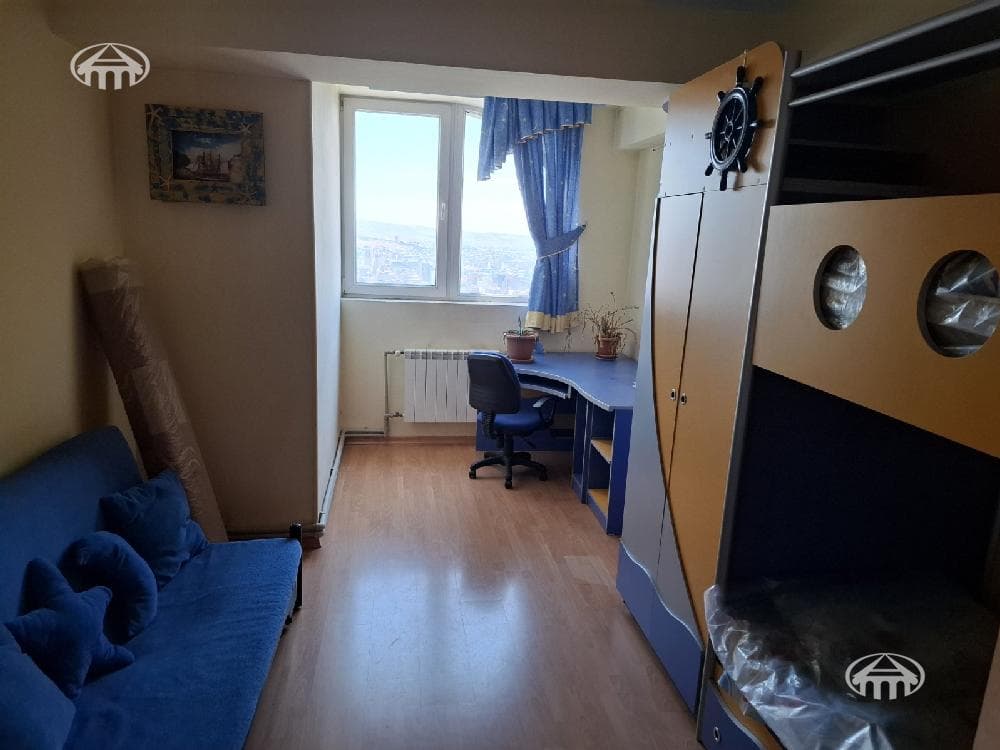 Квартира · 3 комн. · 92 м² · Арабкир