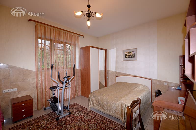 Особняк · 5 комн. · 270 м² · Канакер-Зейтун
