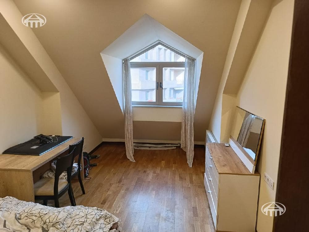 Квартира · 3 комн. · 120 м² · Кентрон