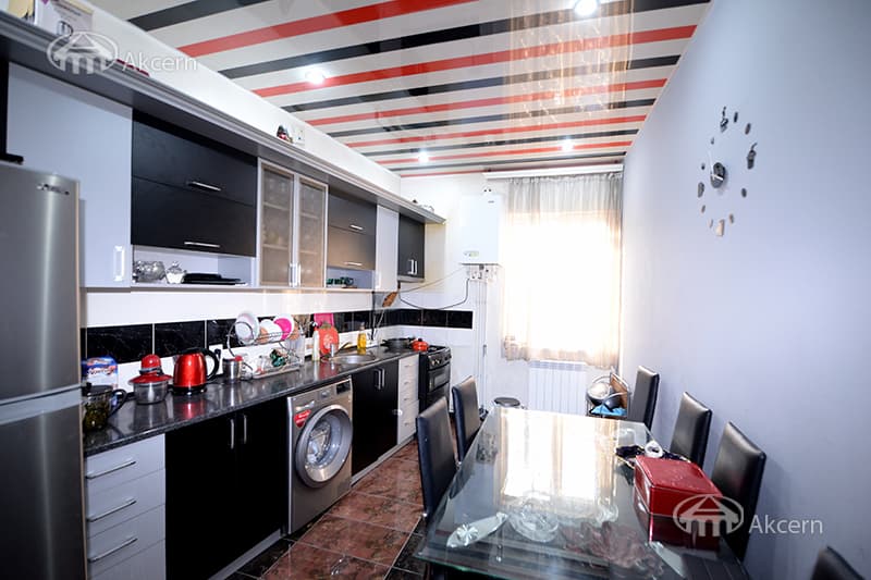 Квартира · 3 комн. · 120 м² · Кентрон