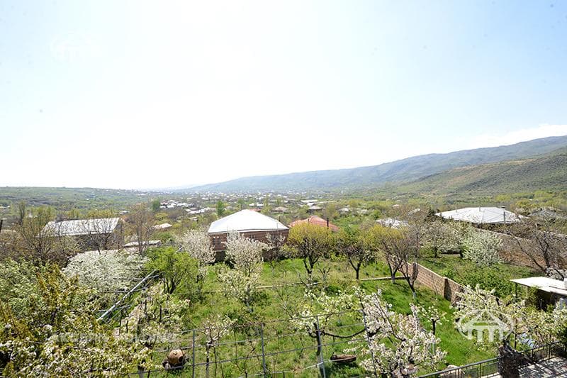 Mansion · 5 rooms · 368 m² · Ghazaravan