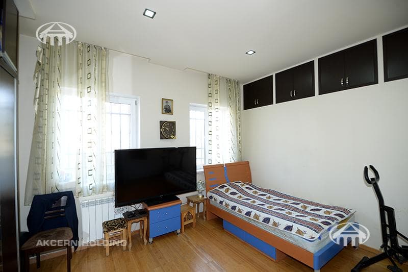 Особняк · 6 комн. · 393 м² · с. Мугни