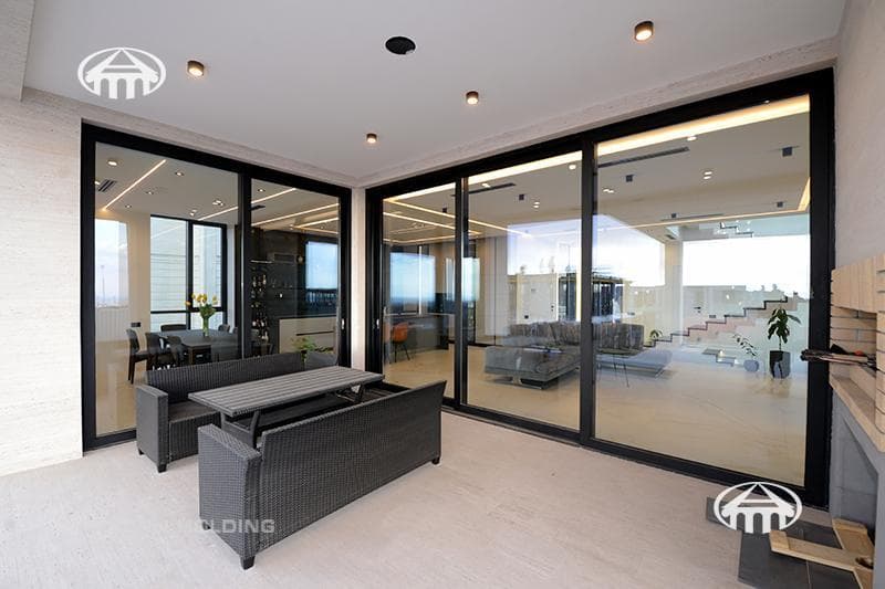 Mansion · 5 rooms · 535 m² · Vahagni