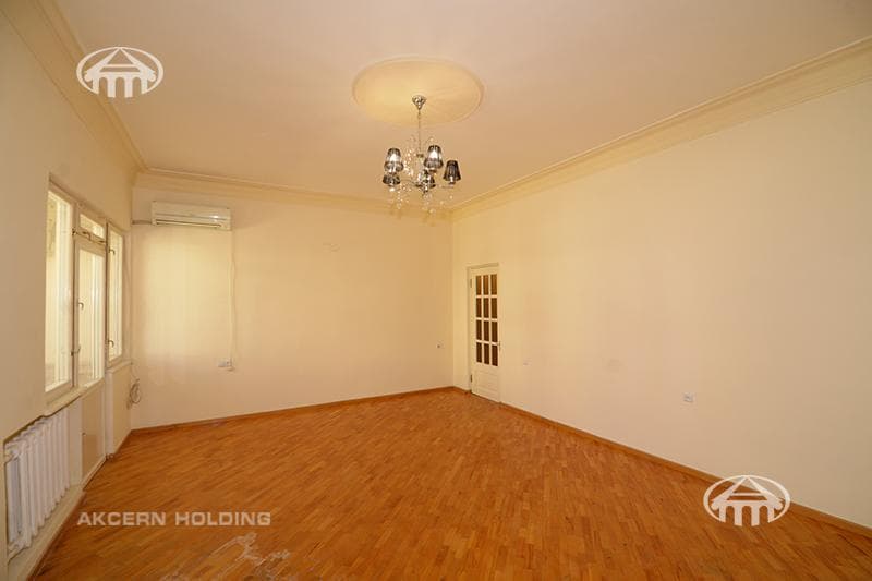 Առանձնատուն · 7 սեն. · 540 մ² · Աջափնյակ