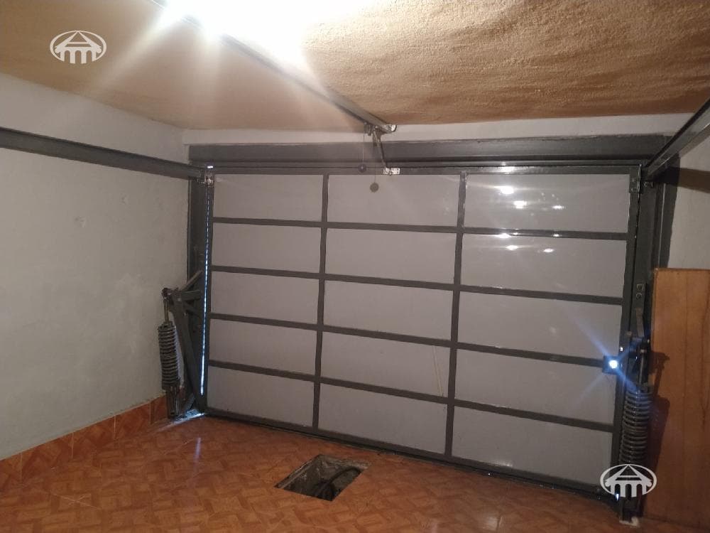 Առանձնատուն · 6 սեն. · 498 մ² · Քանաքեռ-Զեյթուն