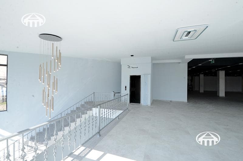 Other · 4,114 m² · Avan