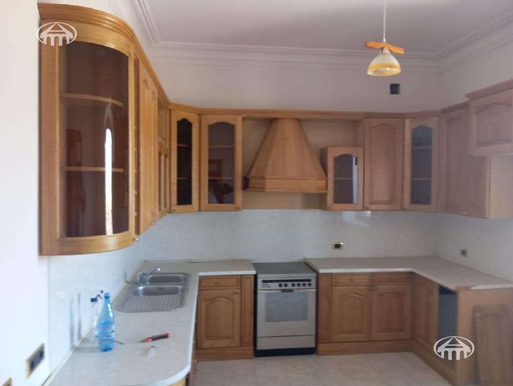 Mansion · 5 rooms · 1,830 m² · Ashtarak