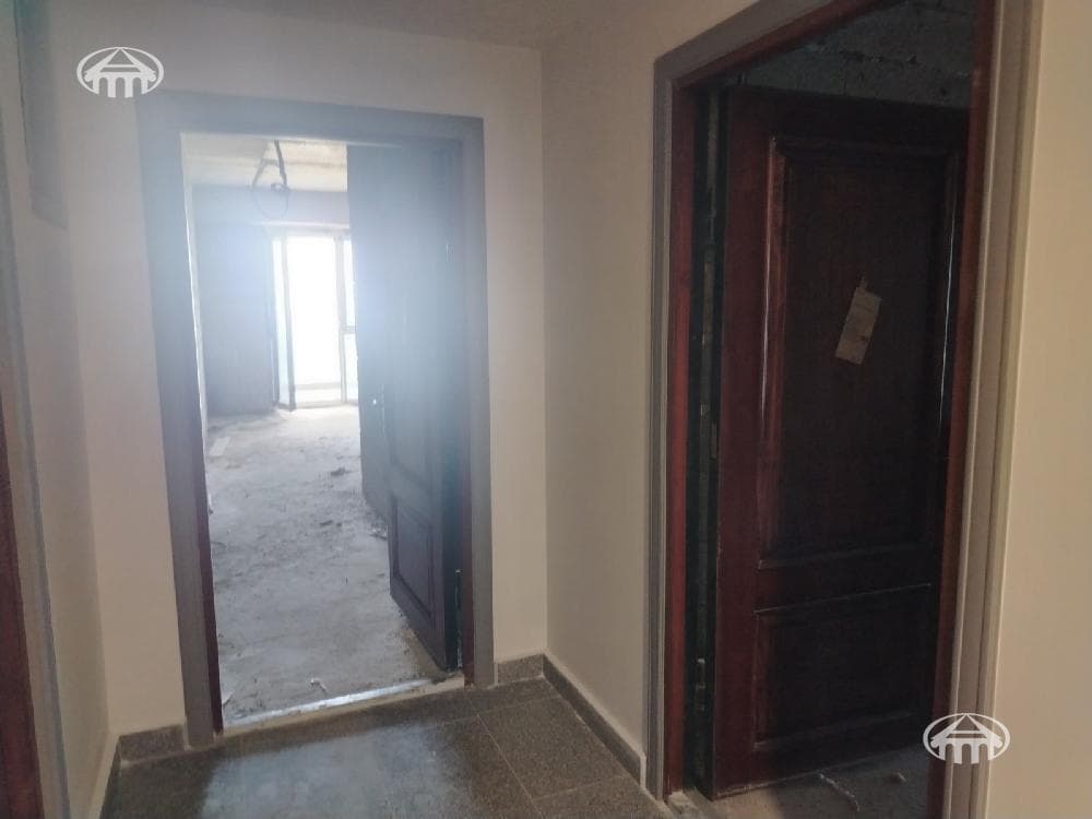 Квартира · 5 комн. · 183 м² · Аджапняк