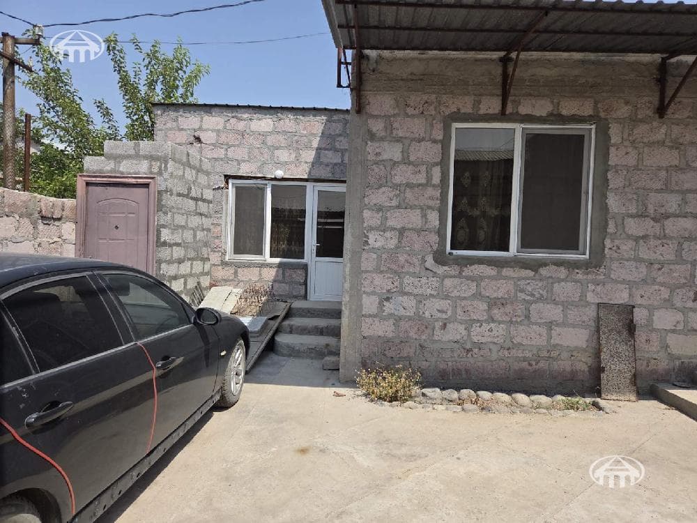 Загородный дом · 3 комн. · 75 м² · Нор Харберд