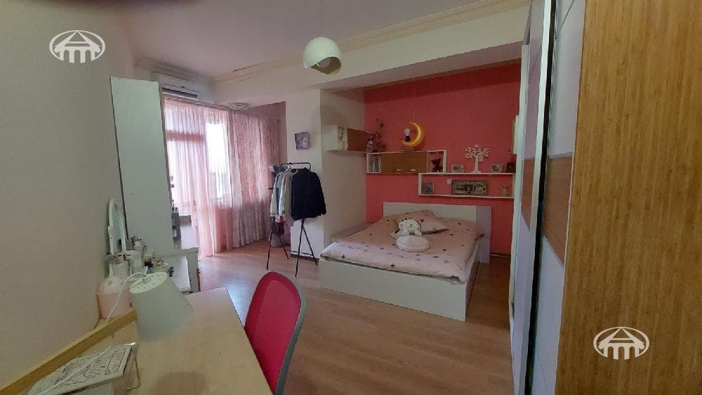 Apartment · 4 rooms · 250 m² · Arabkir