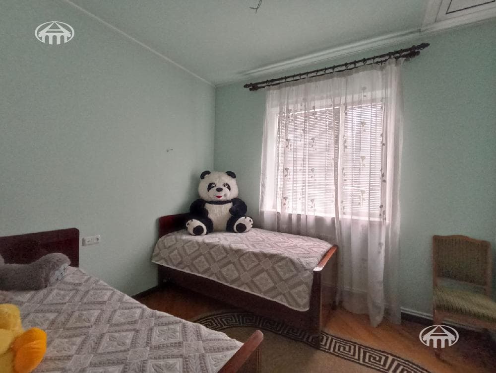 Дом · 6 комн. · 327 м² · Эребуни