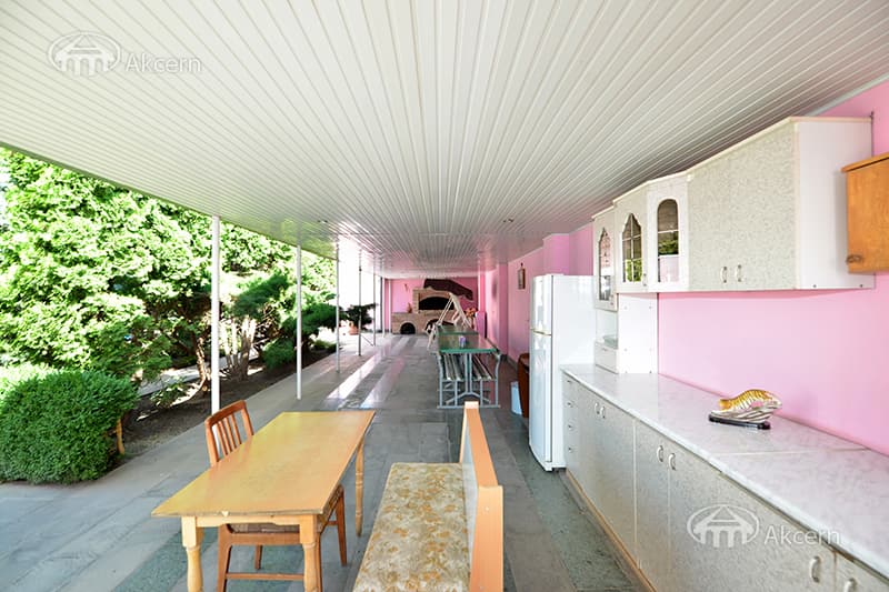Mansion · 5 rooms · 280 m² · Parakar