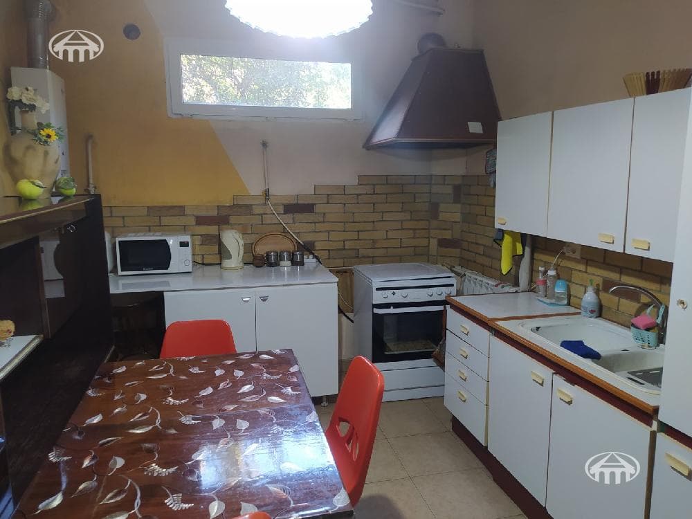 Дом · 5 комн. · 240 м² · Малатия-Себастия