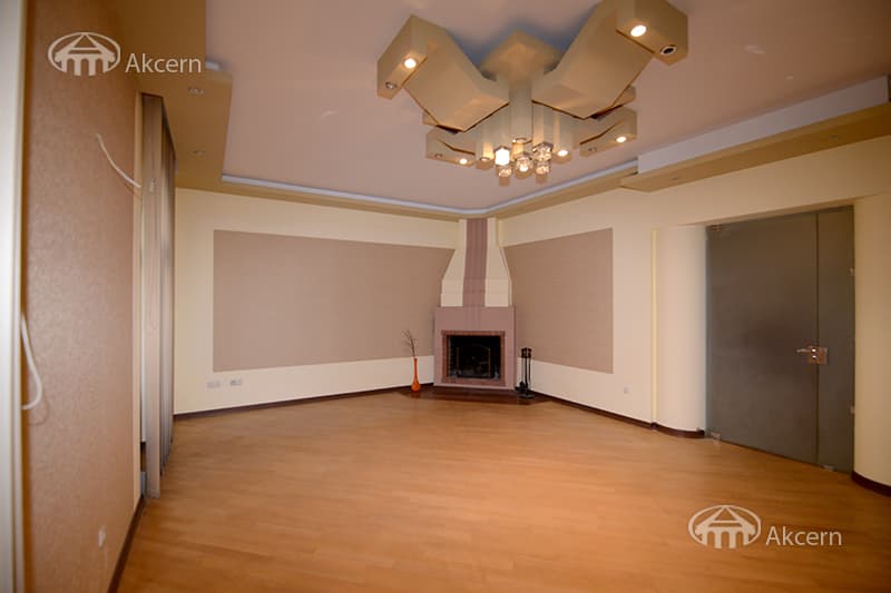 Квартира · 6 комн. · 254 м² · Кентрон
