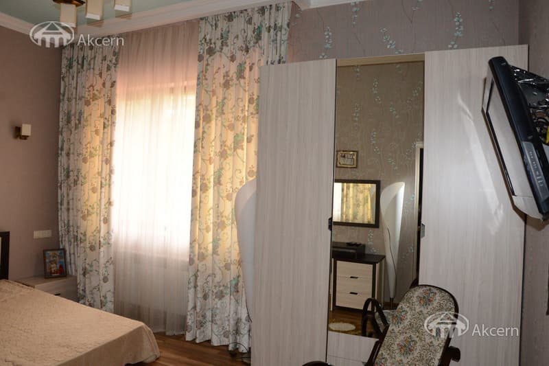 Особняк · 7 комн. · 240 м² · Цахкадзор