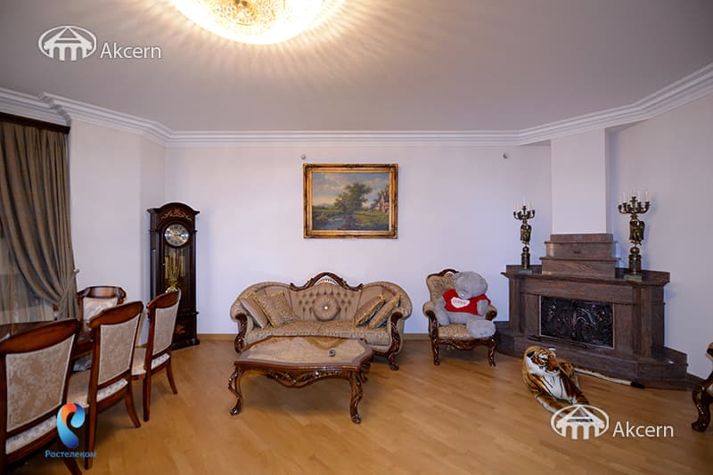 Дом · 6 комн. · 370 м² · Арабкир