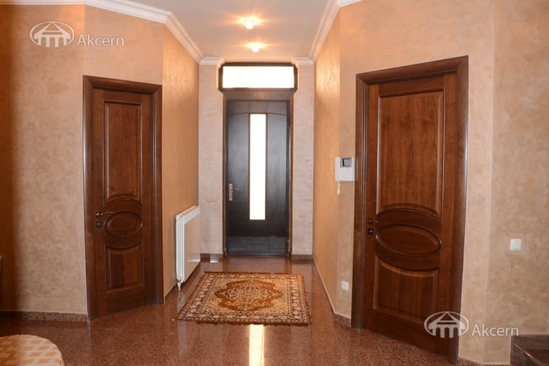 Дом · 4 комн. · 220 м² · Норк-Мараш