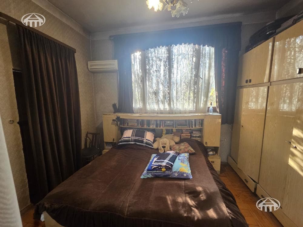 Apartment · 3 rooms · 94 m² · Kentron