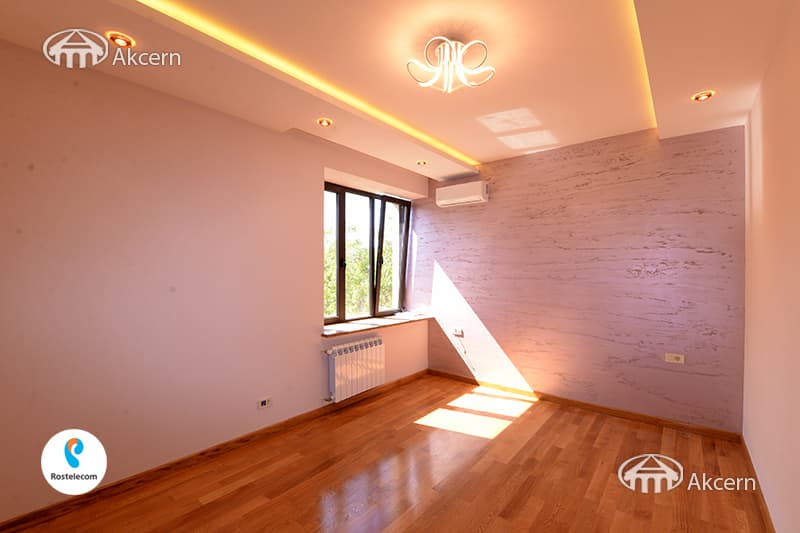 Mansion · 7 rooms · 907 m² · Arabkir