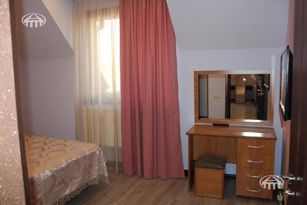 House · 5 rooms · 120 m² · Kanaker-Zeytun