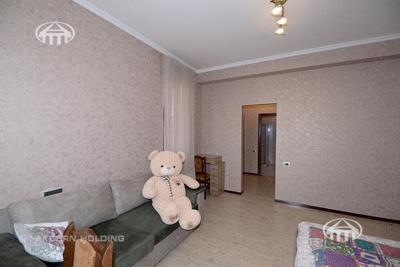 Առանձնատուն · 5 սեն. · 640 մ² · գ․ Առինջ
