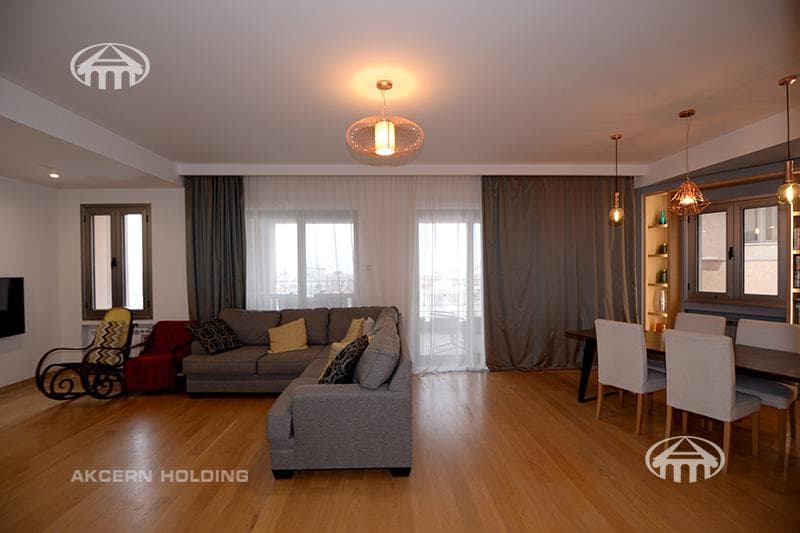 Квартира · 4 комн. · 176 м² · Кентрон