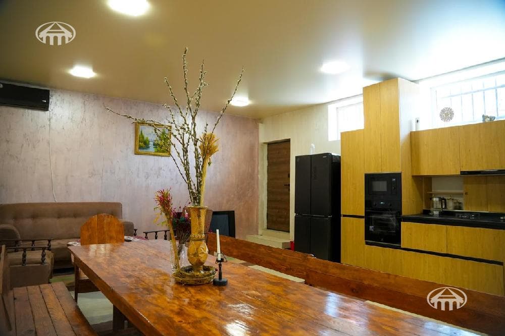 Особняк · 5 комн. · 185 м² · Птгни