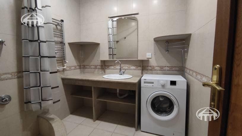 Apartment · 3 rooms · 96 m² · Kentron