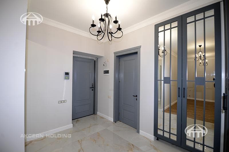 Квартира · 4 комн. · 151 м² · Кентрон