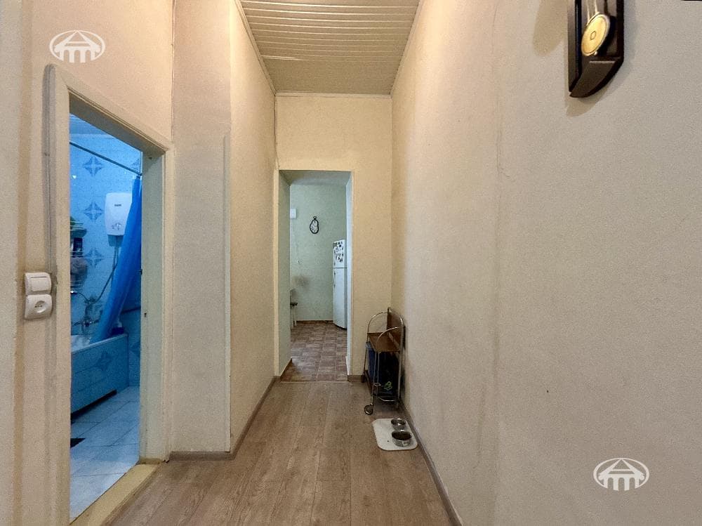 Apartment · 2 rooms · 83 m² · Kentron