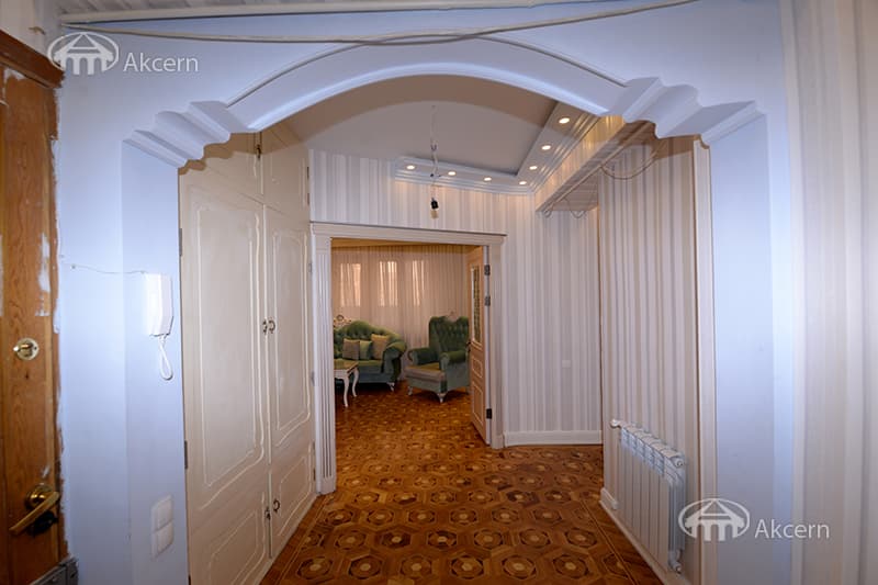 Apartment · 3 rooms · 94 m² · Arabkir