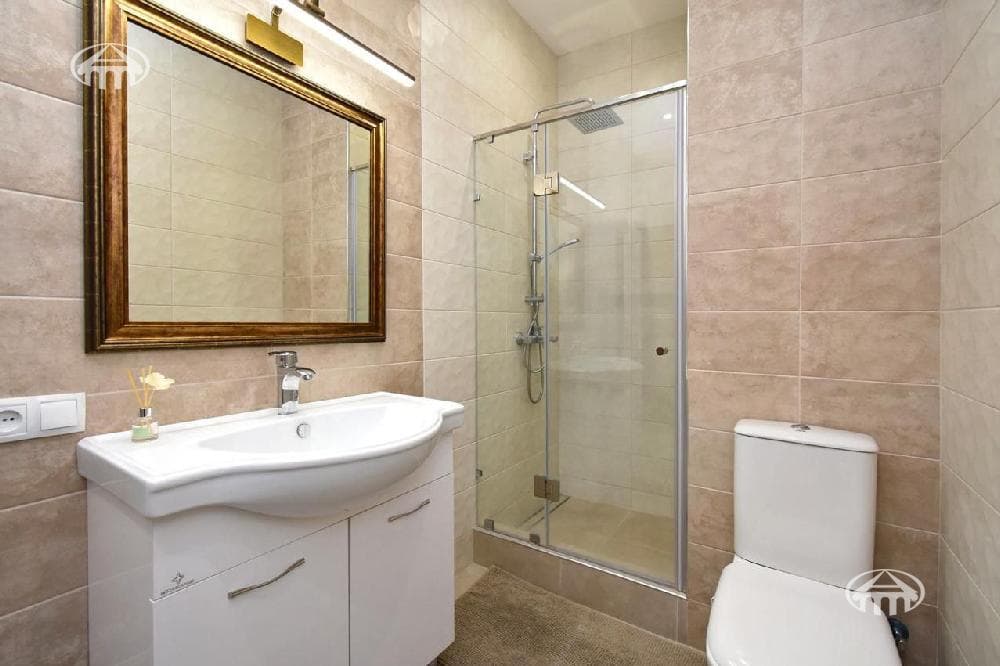 Apartment · 2 rooms · 60 m² · Kentron