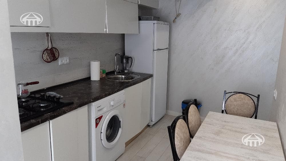 Квартира · 1 комн. · 50 м² · Кентрон