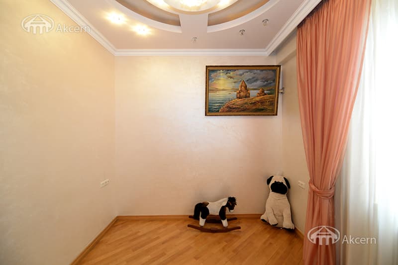 Квартира · 5 комн. · 200 м² · Кентрон — фото 34 из 41