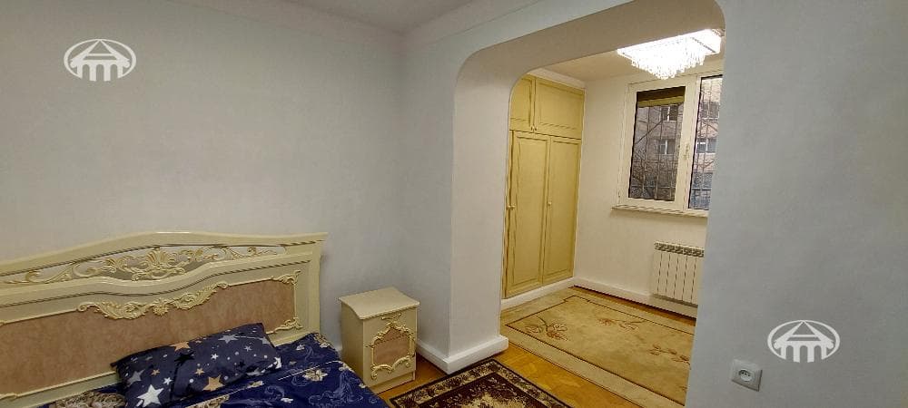 Խանութ · 337 մ² · Կենտրոն