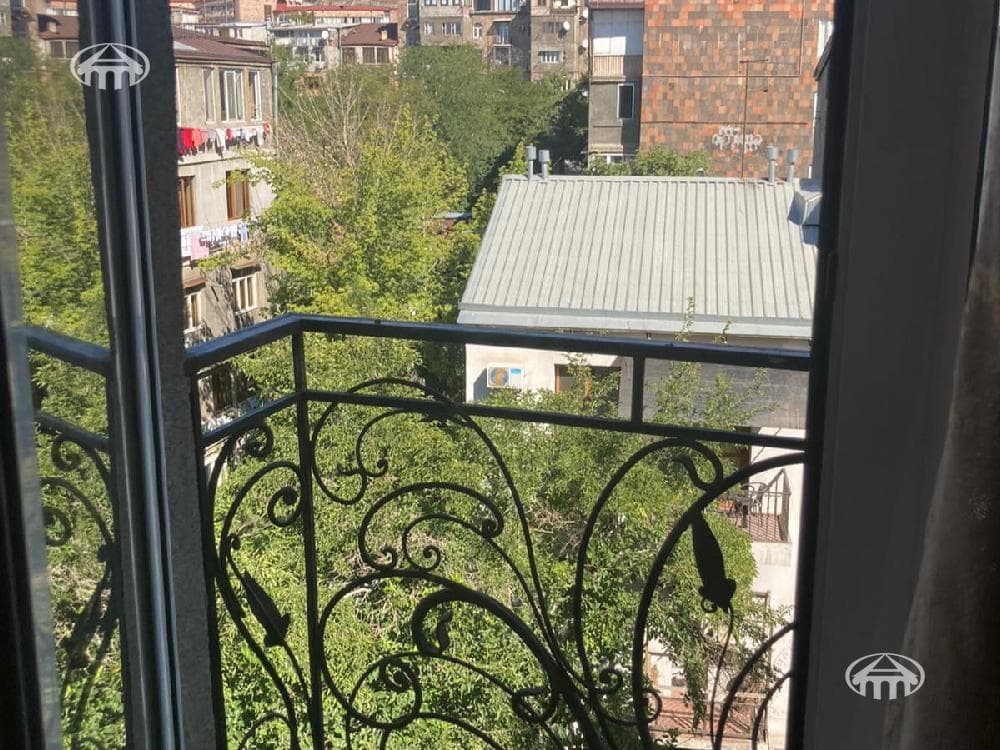 Բնակարան · 3 սեն. · 96 մ² · Կենտրոն