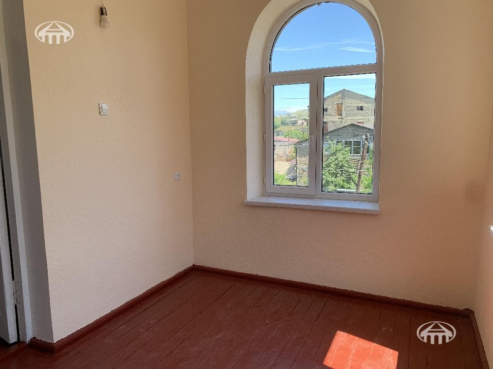House · 3 rooms · 104 m² · Shengavit