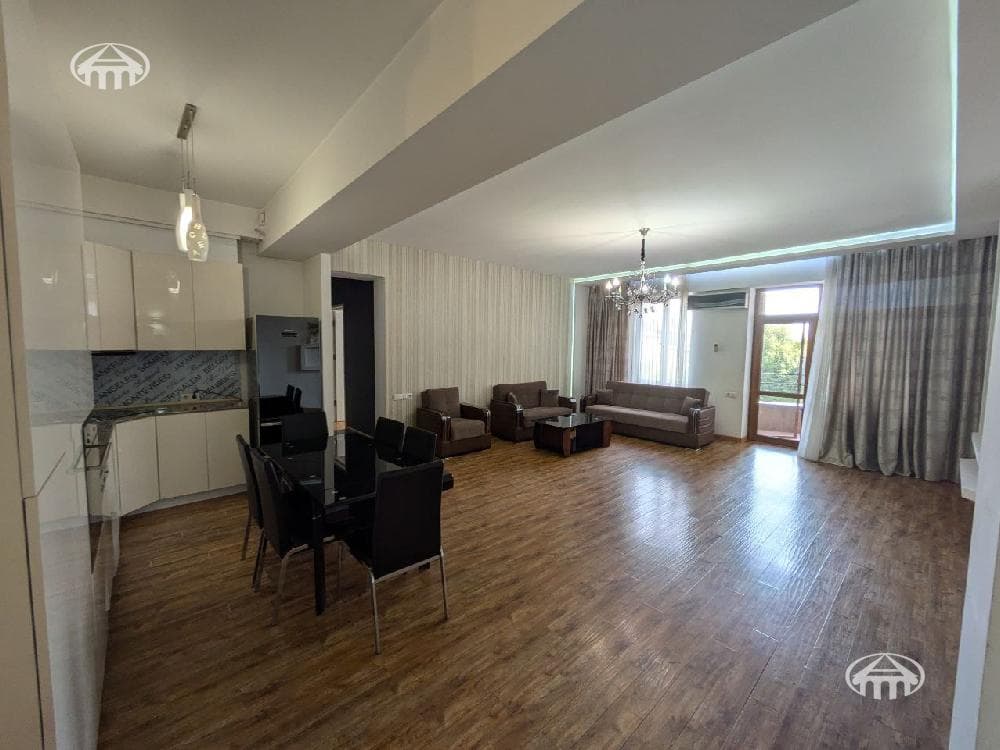 Квартира · 3 комн. · 113 м² · Кентрон
