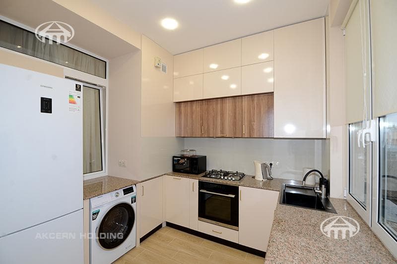 Квартира · 2 комн. · 65 м² · Кентрон
