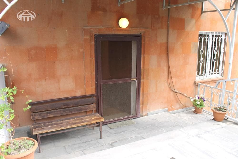 Mansion · 505 m² · Arabkir