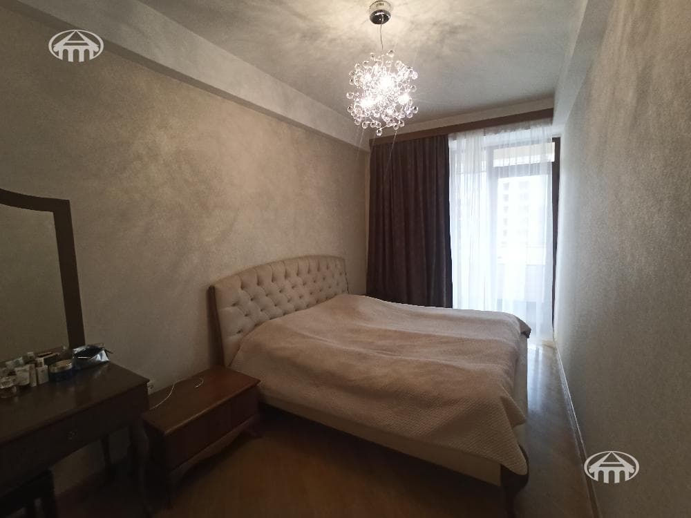 Квартира · 4 комн. · 171 м² · Арабкир