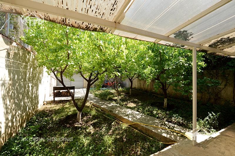 House · 4 rooms · 119 m² · Arabkir