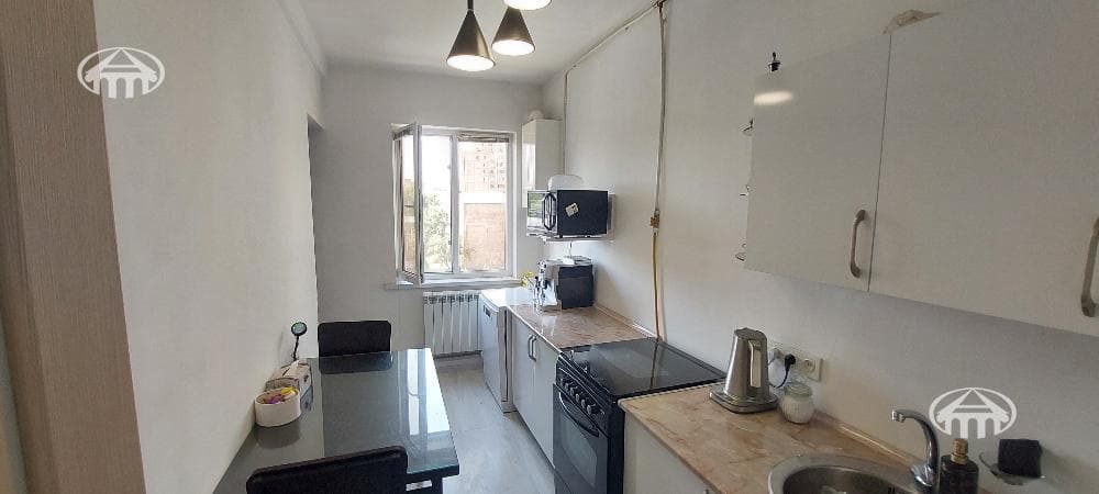 Квартира · 3 комн. · 76 м² · Давташен