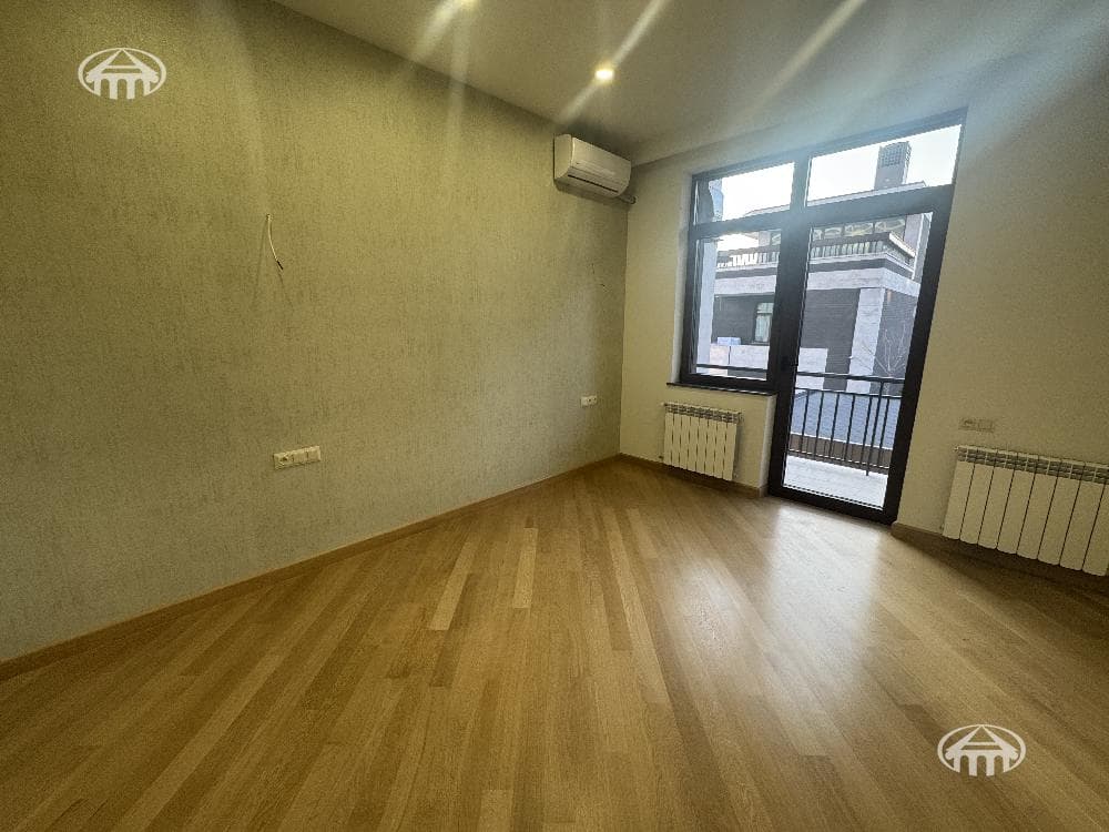 Townhouse · 4 rooms · 292 m² · Arabkir