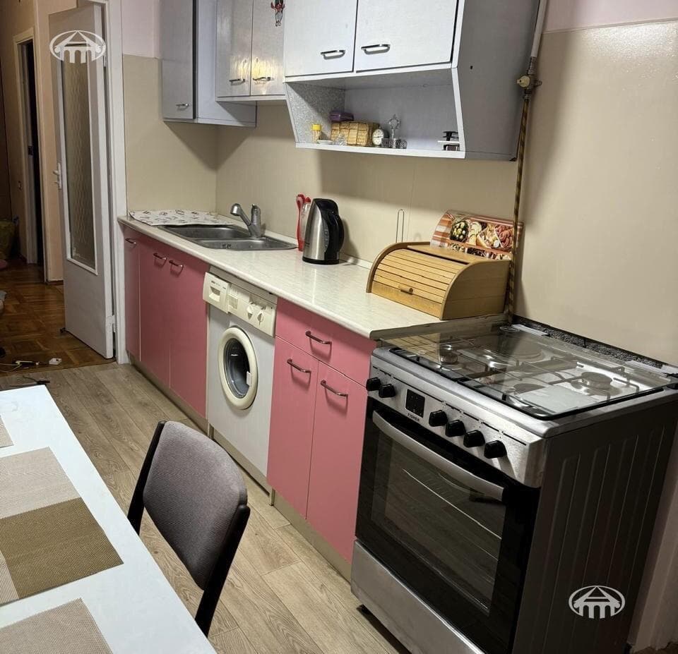 Apartment · 2 rooms · 70 m² · Kentron