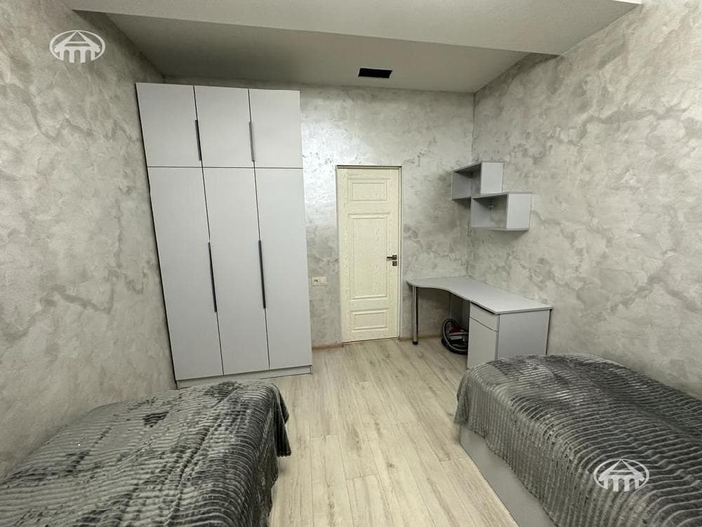 Apartment · 3 rooms · 54 m² · Kentron